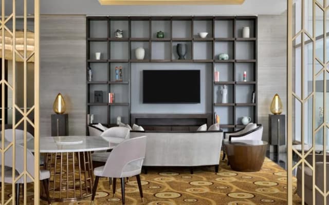 Sheraton Colombo Hotel - photo 3