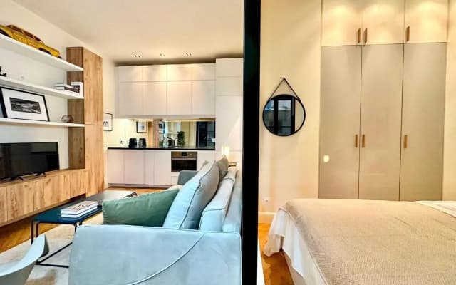 Family Apartment In Front Of The Eiffel Tower - photo 3