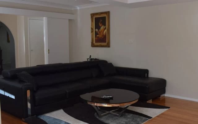 Idyllic & Spacious Family Home - photo 2