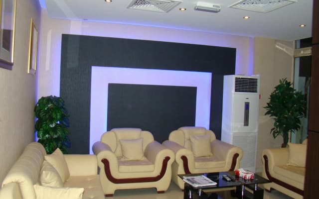Savoy Grand Hotel Apartments - photo 2