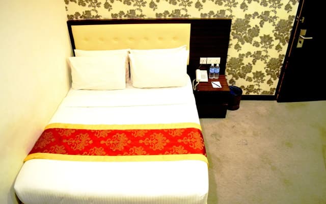 Springz Hotel Bukit Jalil - photo 2