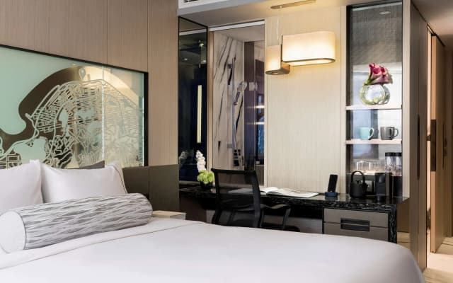 Hyatt Centric Victoria Harbour - photo 3