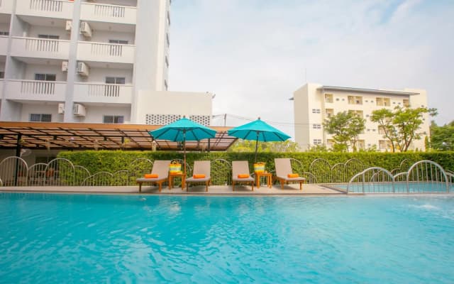 Hotel Recenta Phuket Suanluang - photo 5