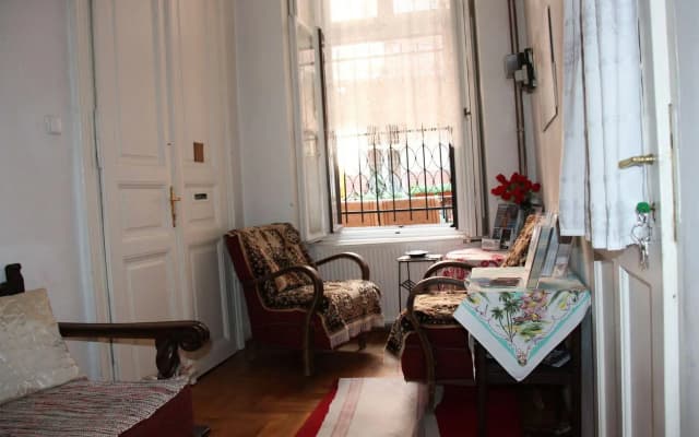 A' Margit Guesthouse - photo 2