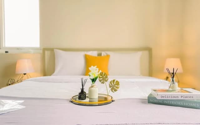 Best Location Studio At Grand Palace Kemayoran Apartment (Free Ipl & Utilities) - photo 3