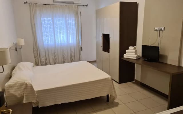 Hotel Grand Majestic - photo 3