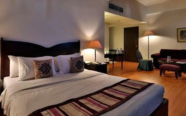 The Acacia Hotel Jakarta - photo 3