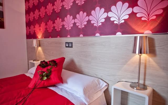 Hostal Madrid Inn - photo 2
