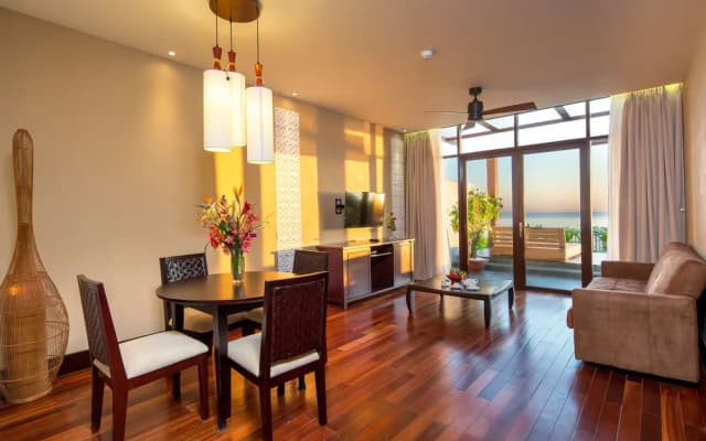 Golden Sand Resort & Spa - photo 3