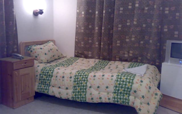 May Fair Hotel - photo 3