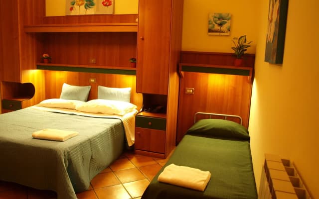 Hotel Trastevere - photo 3