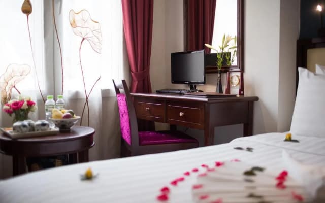 Silk Flower Hotel & Spa - photo 5