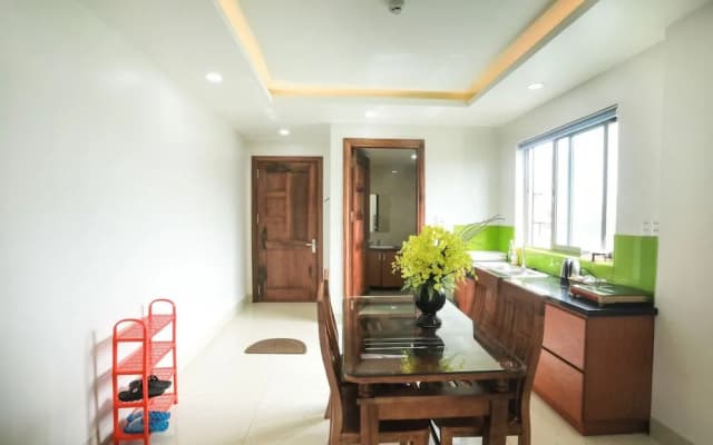 Ly Apartment - photo 2