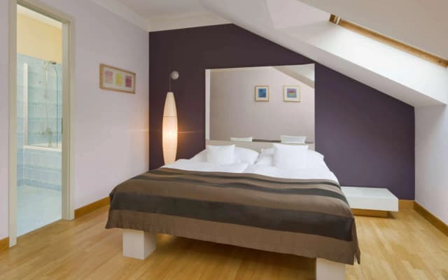 Mamaison Residence Belgicka - photo 5