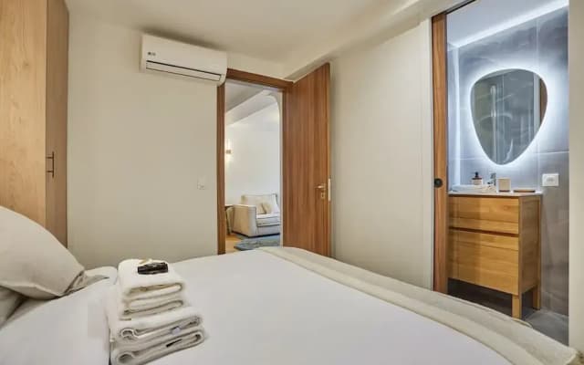 Apartment in the Center of Paris - photo 3
