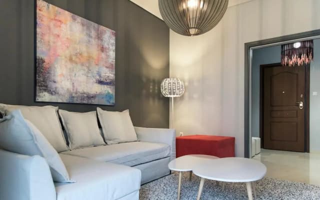 Penelope's Luxury Apartment - photo 2