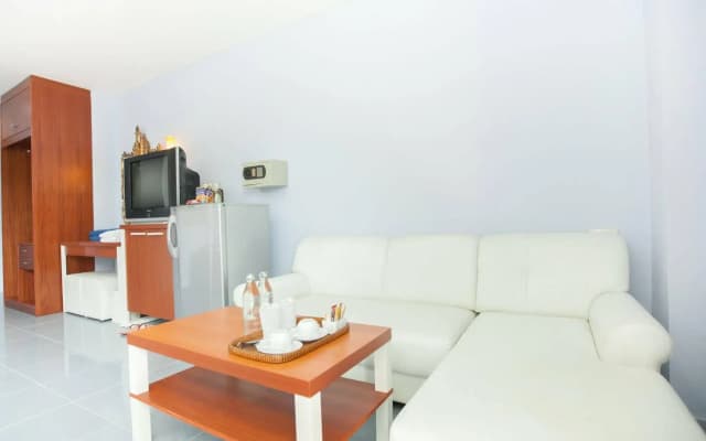 Chalong Beach Hotel Phuket - photo 3