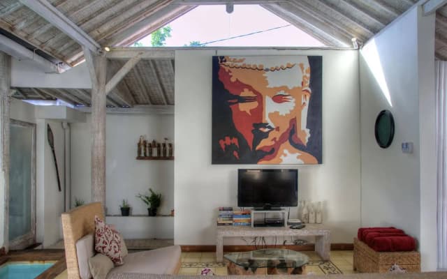 Villa Laksmana Hideaway 1 - photo 2