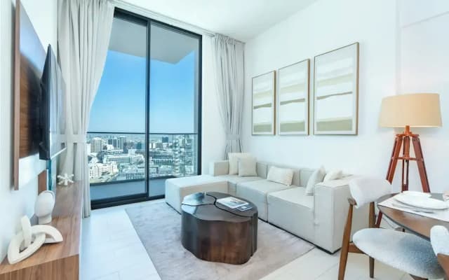 PVH - City View 1BR - Binghatti House - photo 5
