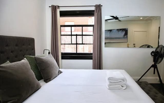 Lux Quiet Apartment in Potts Point - photo 2