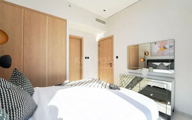 Beverly - photo 2