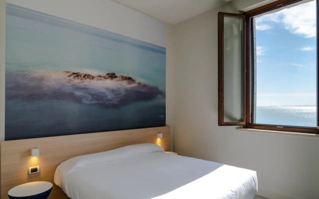 Hotel Acropole - photo 4