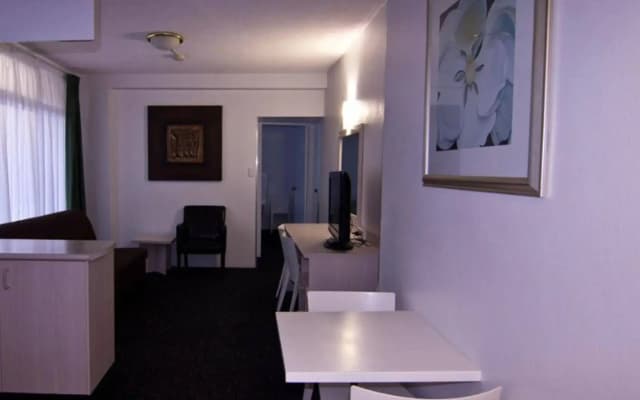 Cronulla Motor Inn - photo 5