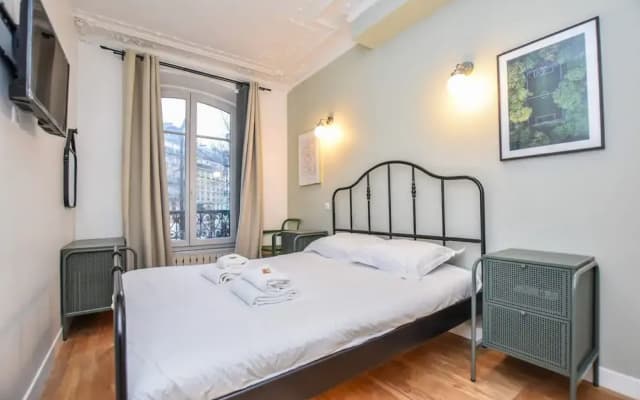 Elegant Apartment - 3br/8p - Gare de L'est - photo 2