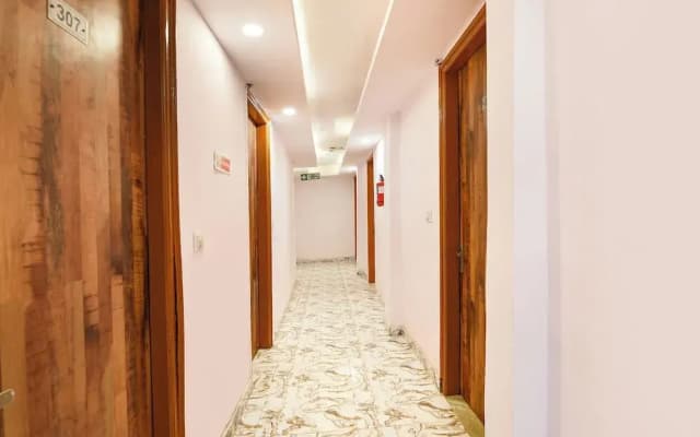 Fabhotel Ak Continental - photo 3