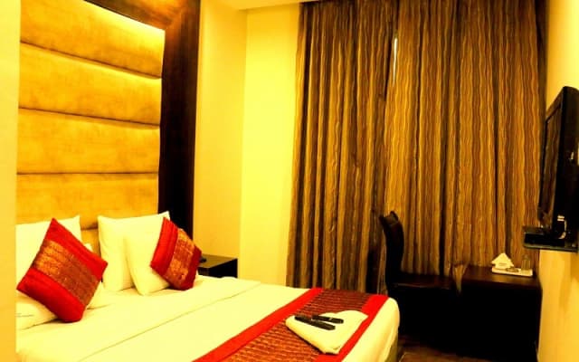 Hotel International by Oyo - photo 4