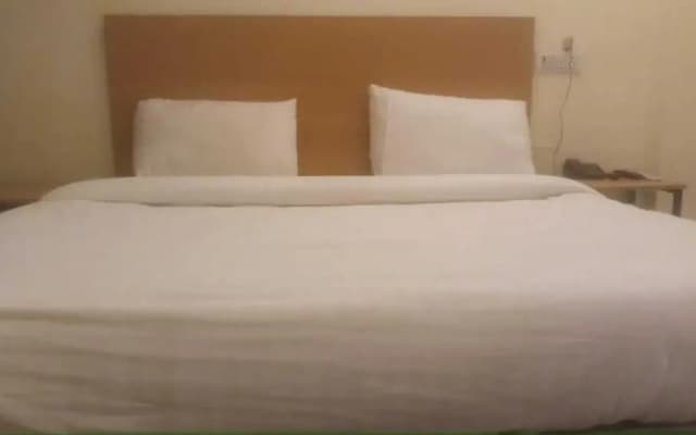 Days Inn by ADB Rooms - photo 4