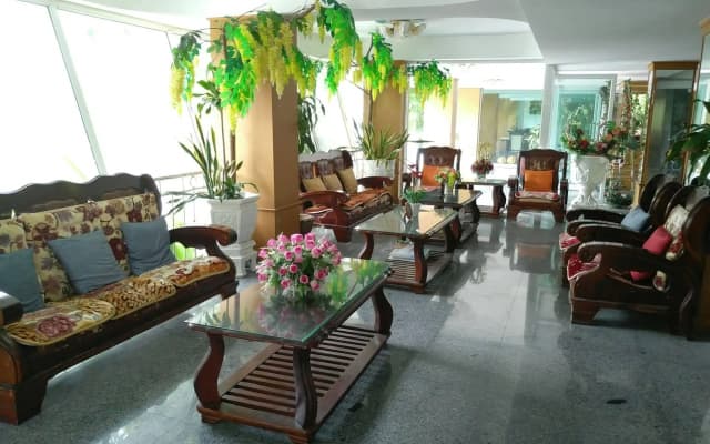 Diamond Sweet Hotel - photo 2