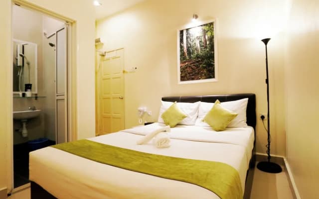 Golden Lodge - photo 4