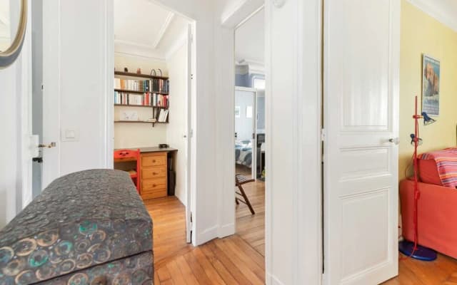 Charming Apartment in the 18th Arrondissement - photo 5