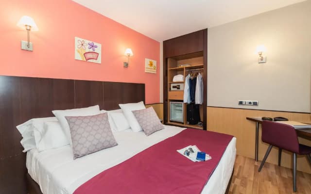 Ronda Lesseps Hotel  - photo 5