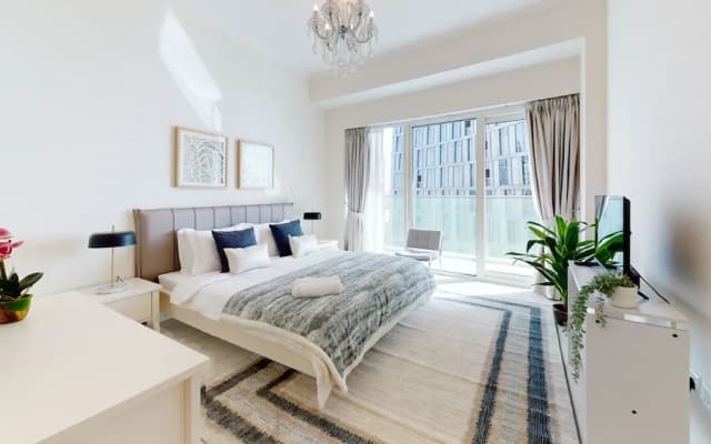 SuperHost - Stylish Apartment With Full Marina Views - photo 2