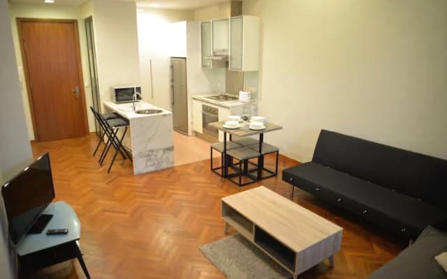One BR Apartment Straits Quay Penang - photo 4