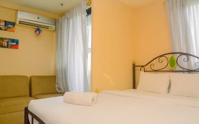 Contemporary Studio Apartment at Kebagusan City - photo 4