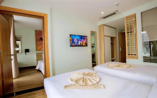 Royal Hpm Hotel - photo 4