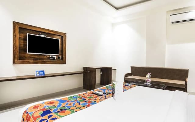 FabHotel GRD Suites - photo 3