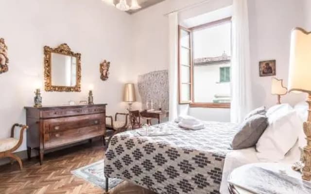 An amazing apartment in Oltrarno - photo 4