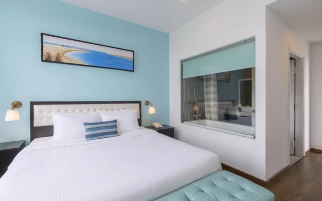 Flora Beach Hotel & Spa - photo 2