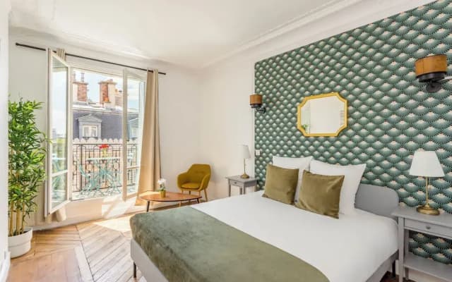 Family Suite Tilsitt Eiffel Tower view - photo 5