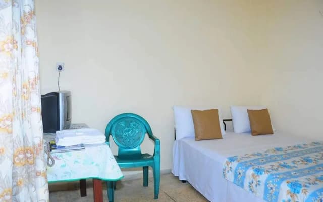Manimalar Lodge - photo 5