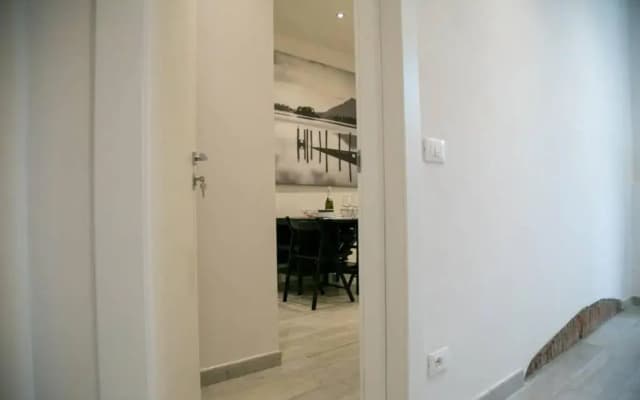 Giripaso Apartment - photo 2