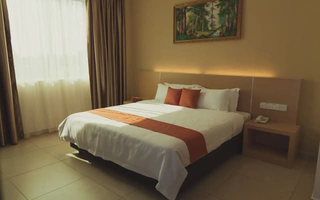 Paragon Lutong Hotel - photo 5