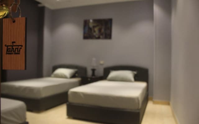 Tahrir Square Hostel - photo 2