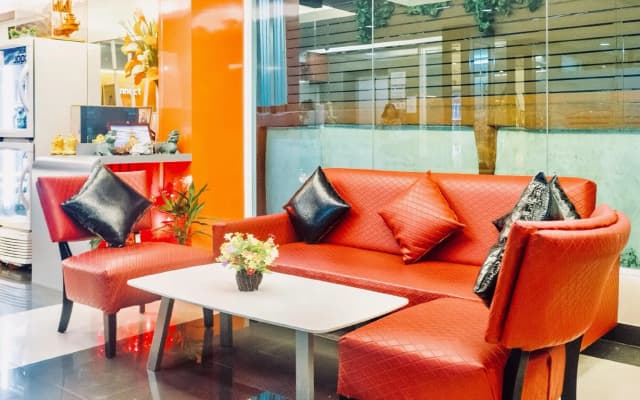 The Konnect Hotel - photo 2
