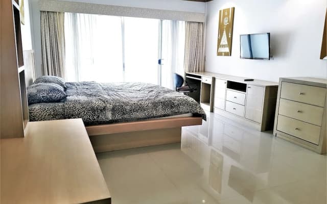 Sea View Corner Condo Jomtien - photo 5