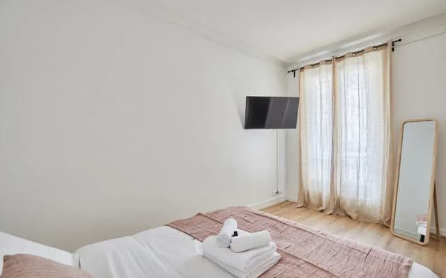 Superb Apartment in the Heart of Paris - photo 3